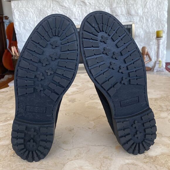 Florsheim Black Suede Chukka Desert Boots - Picture 11 of 13